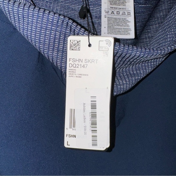 New with Tags Adidas Women’s Navy Blue Fashion Tennis Skort Size Large - Picture 6 of 7